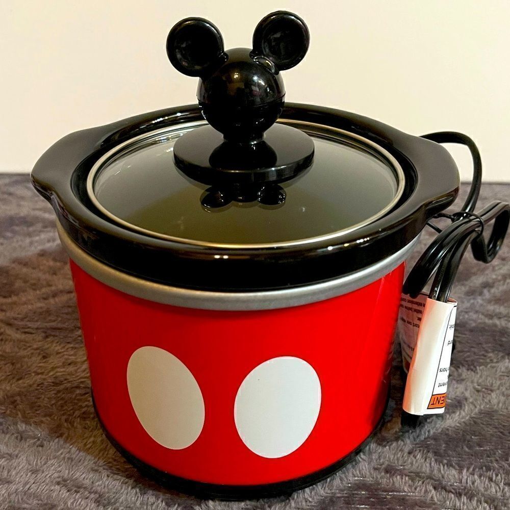 Disney Mickey Mouse mini crockpot NWT